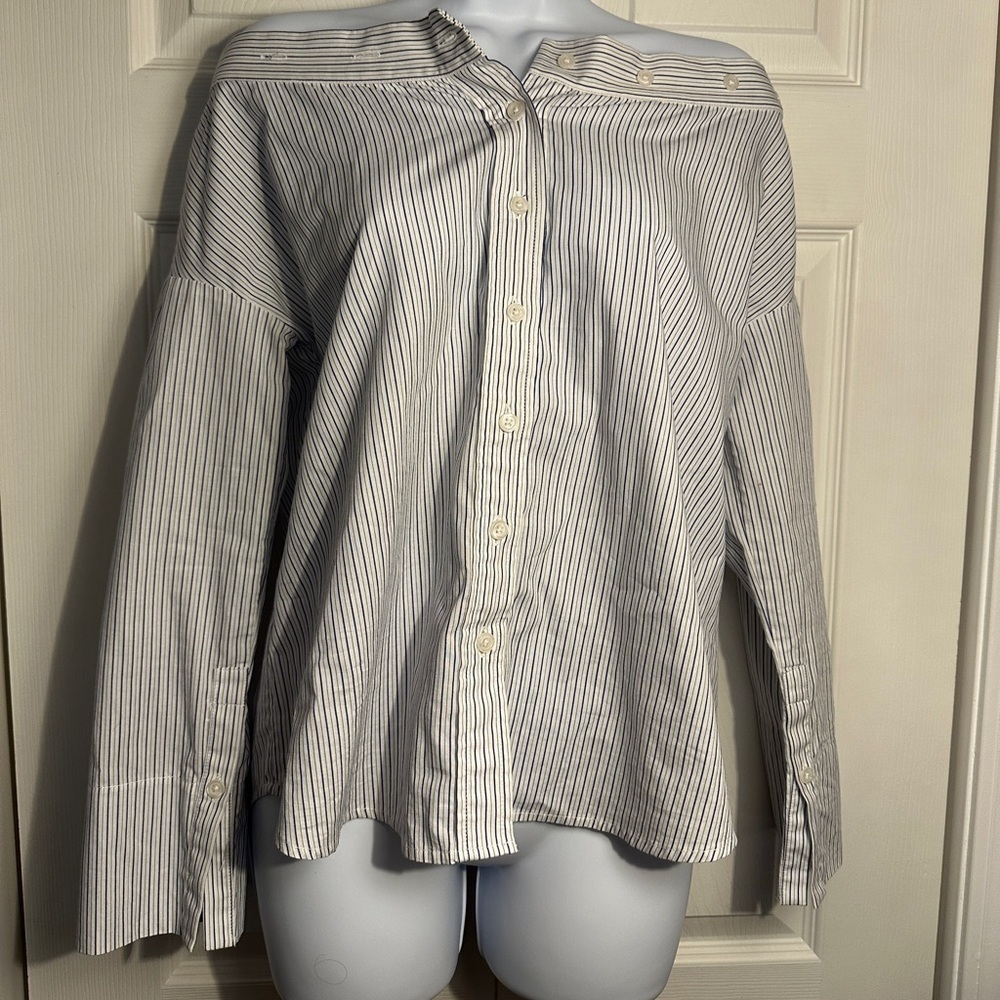Vetta Capsule x Saks Off The Shoulder Top - Picture 3 of 10